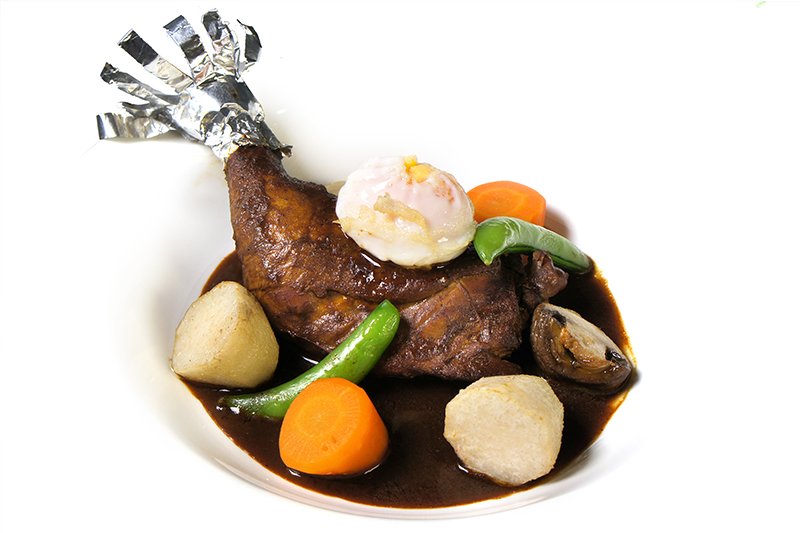 Redwinebraised Chicken Thigh 上野精養軒