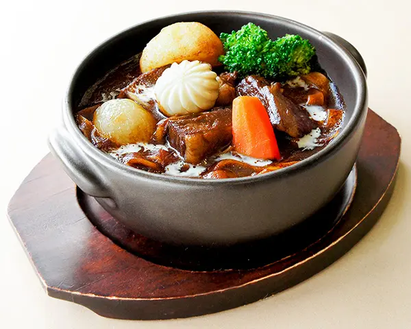 昔ながらのビーフシチュー